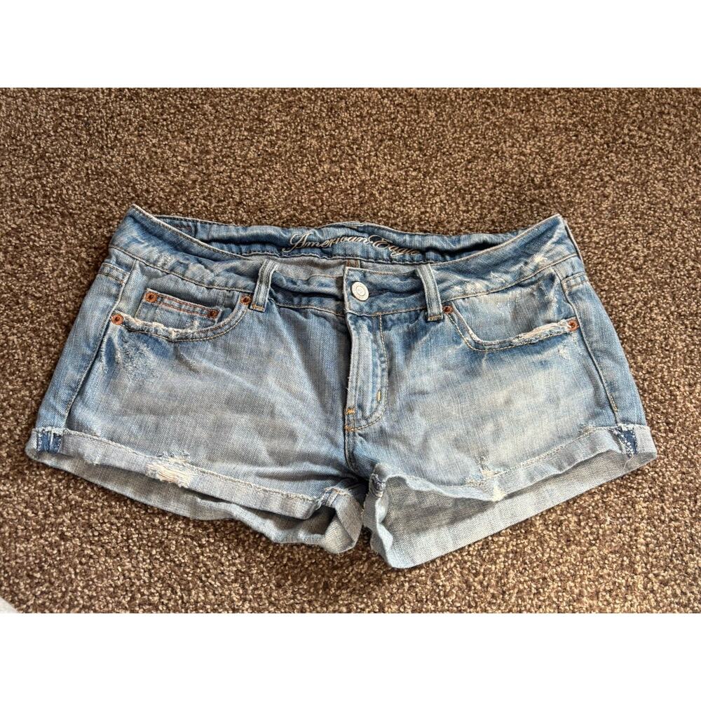 American Eagle Jean Shorts Medium Wash Denim Cuffed Raw Hem Women’s Size 8